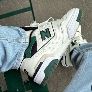 NIB New Balance White Green 550 Shoes